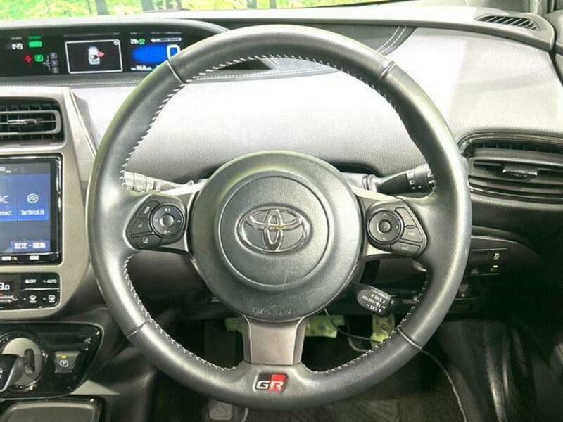PRIUS PHV