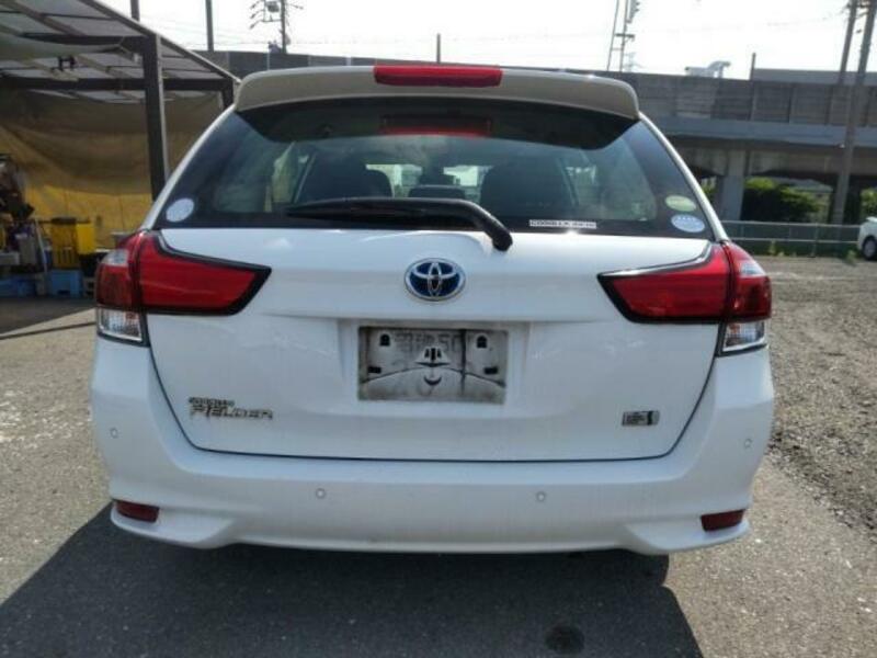 COROLLA FIELDER