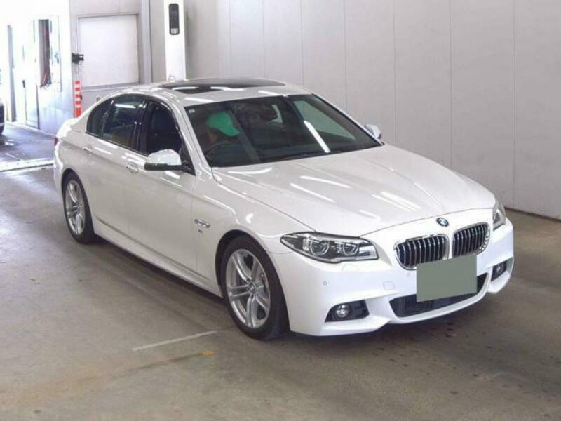 BMW 5 SERIES