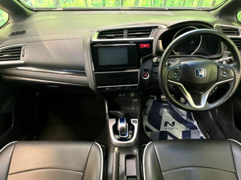 FIT HYBRID