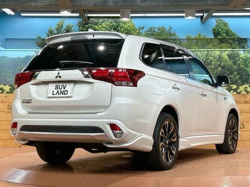 OUTLANDER PHEV