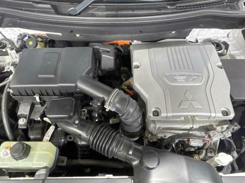 OUTLANDER PHEV