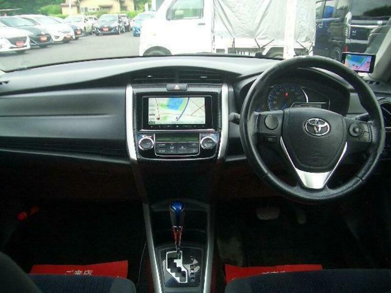 COROLLA FIELDER