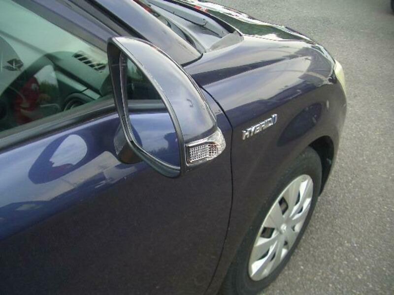 COROLLA FIELDER