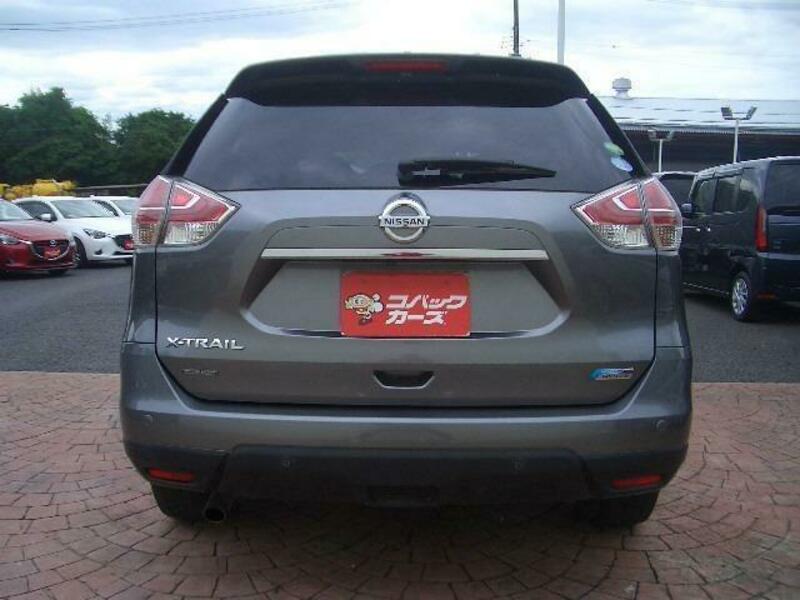 X-TRAIL