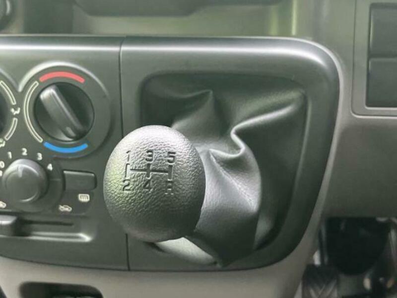 CLIPPER VAN