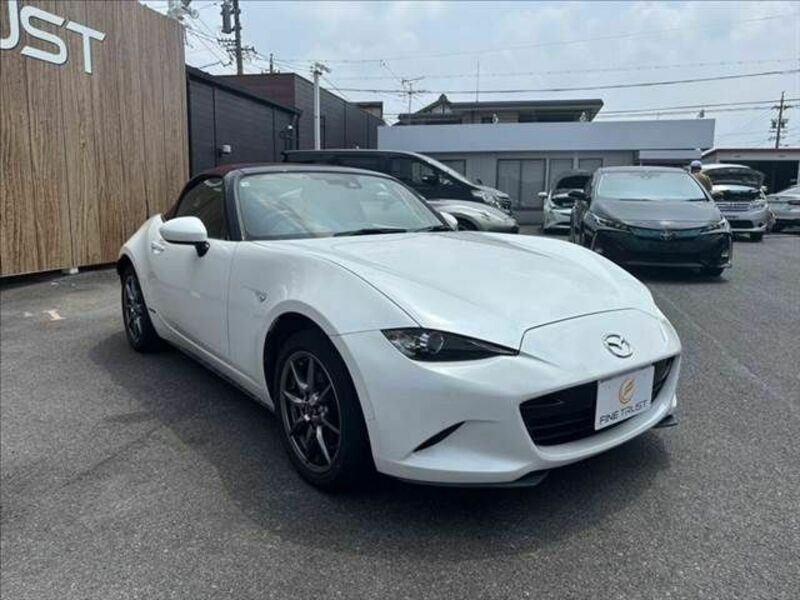 ROADSTER