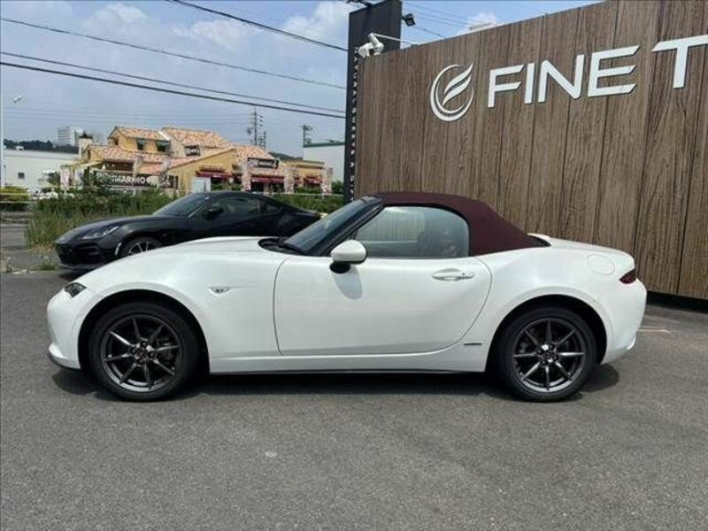ROADSTER