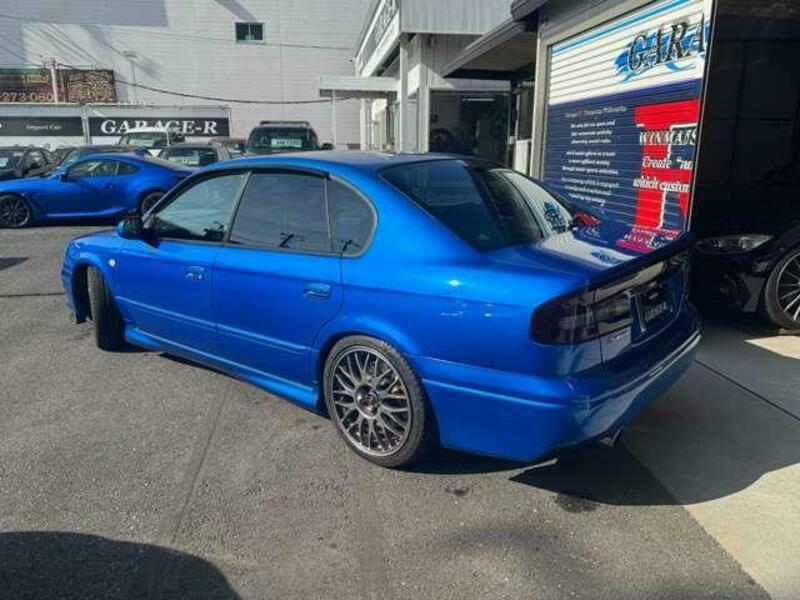 LEGACY B4