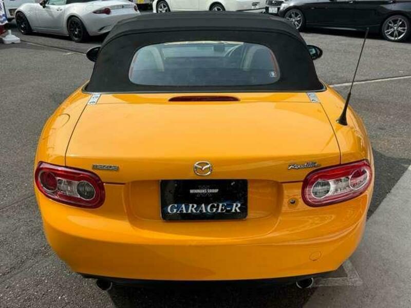 ROADSTER