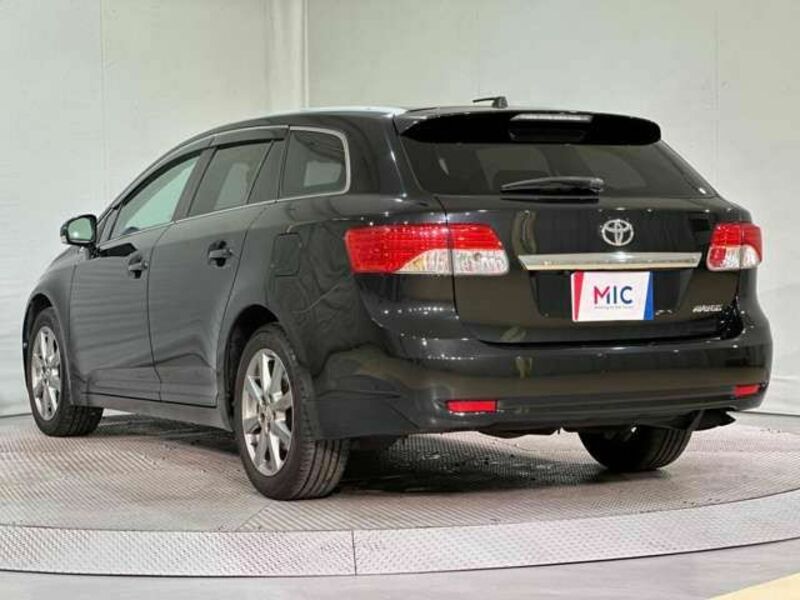 AVENSIS WAGON