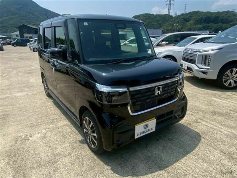 N BOX CUSTOM