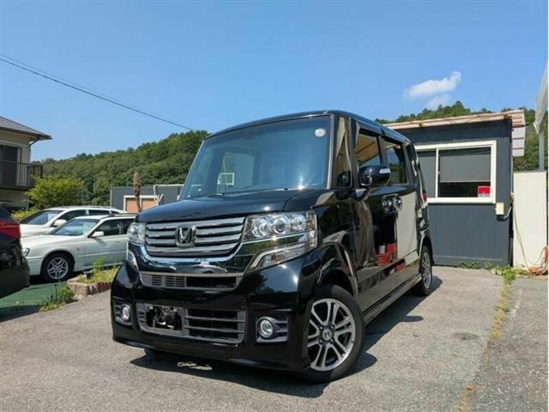 HONDA N BOX CUSTOM