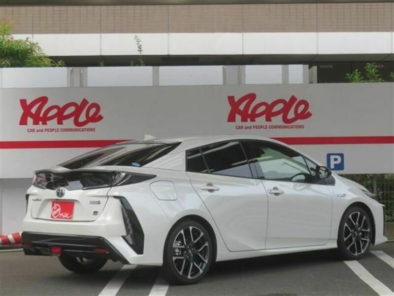 PRIUS PHV