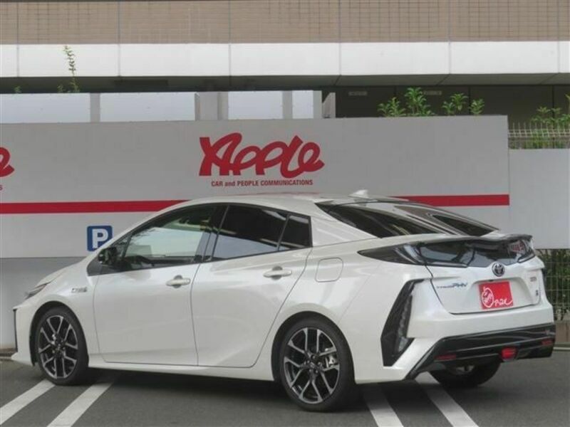 PRIUS PHV