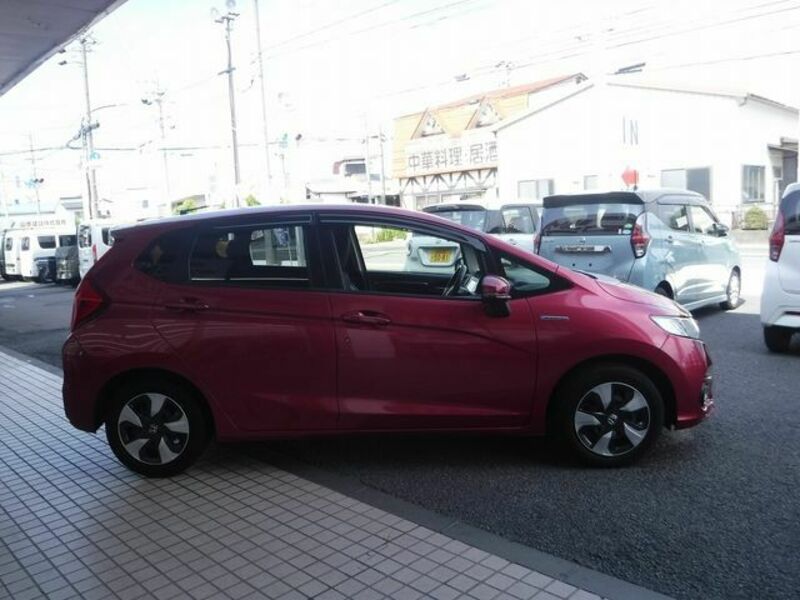 FIT HYBRID
