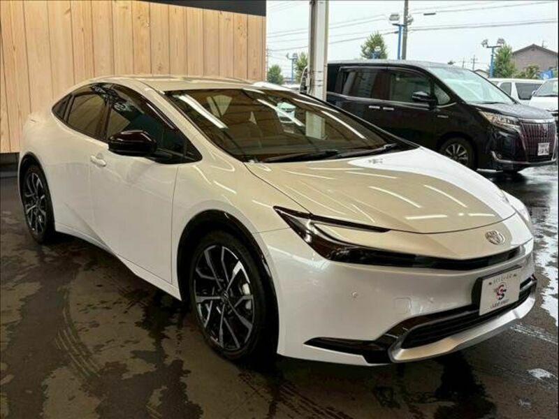 PRIUS PHV