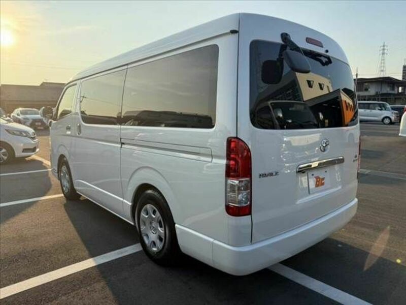 HIACE