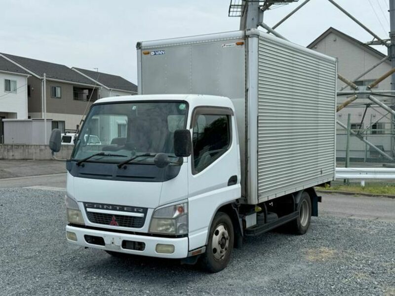 MITSUBISHI CANTER