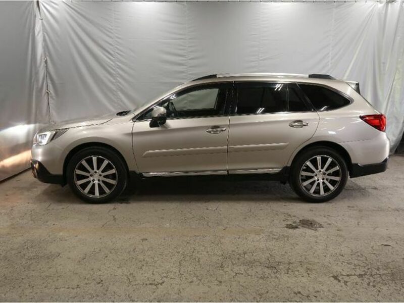 LEGACY OUTBACK