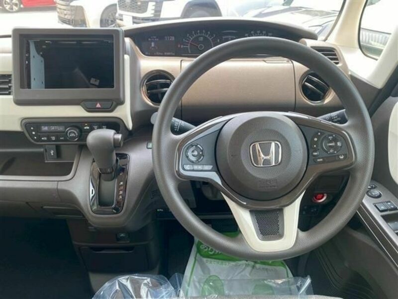 N BOX