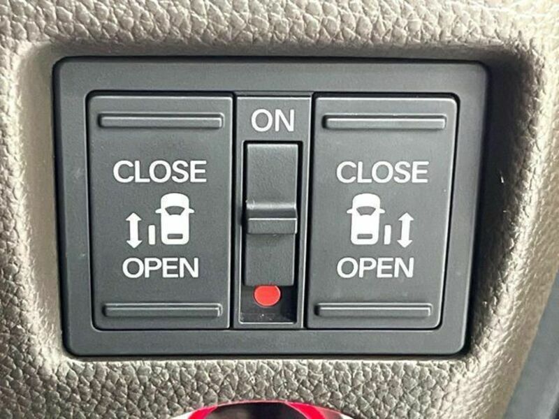 N BOX