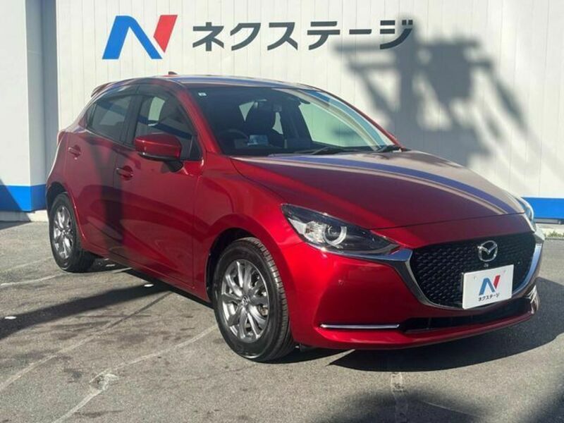 MAZDA2