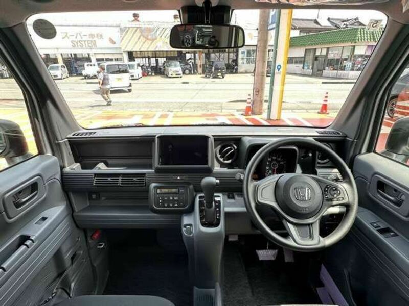 N-VAN