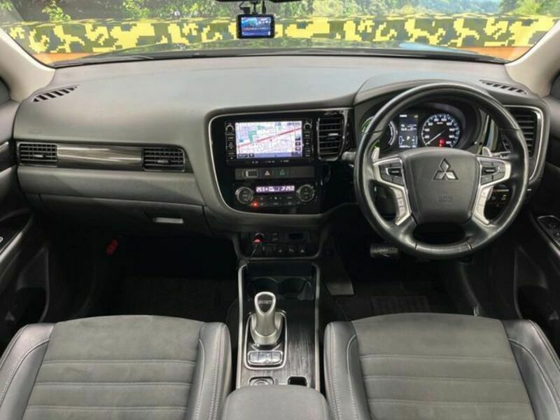 OUTLANDER PHEV