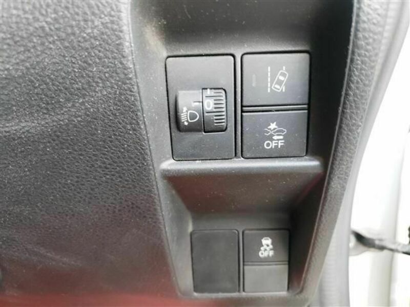 N-VAN