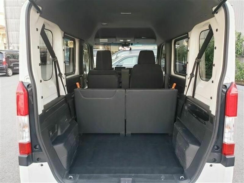 N-VAN