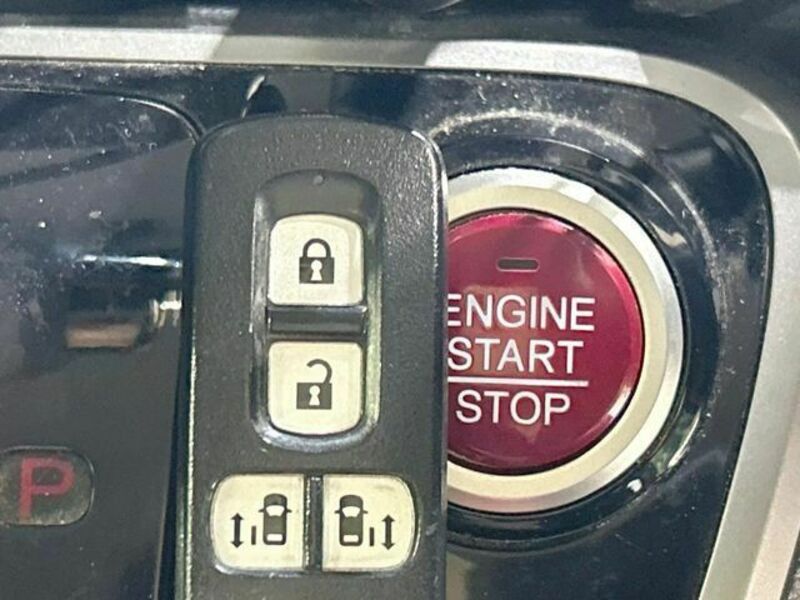N BOX