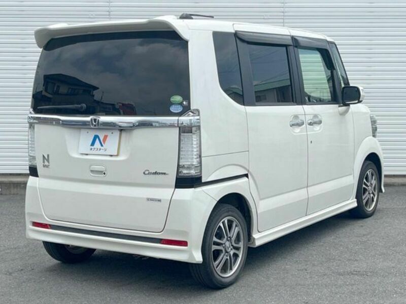 N BOX CUSTOM