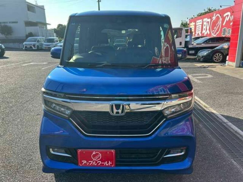 N BOX CUSTOM