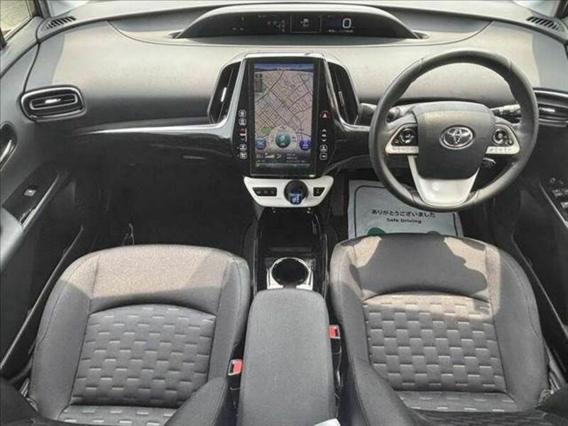 PRIUS PHV