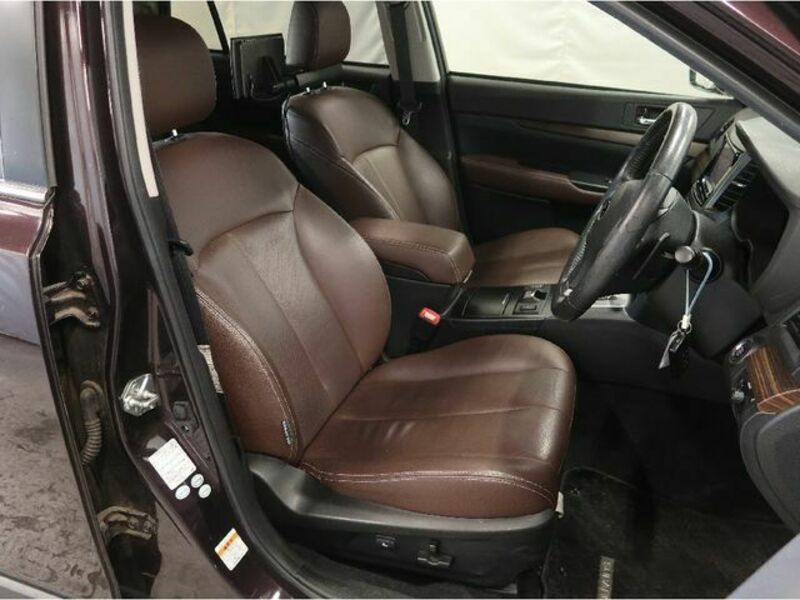 LEGACY OUTBACK