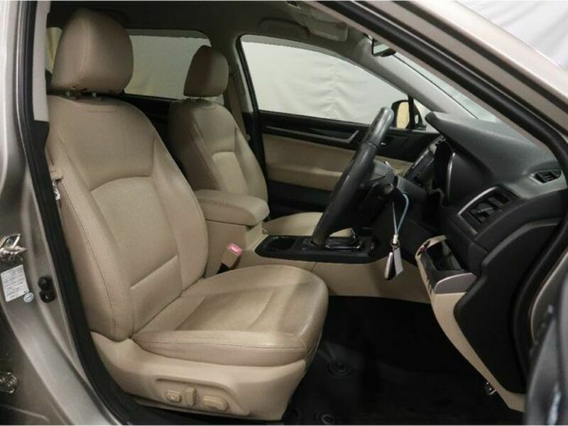 LEGACY OUTBACK