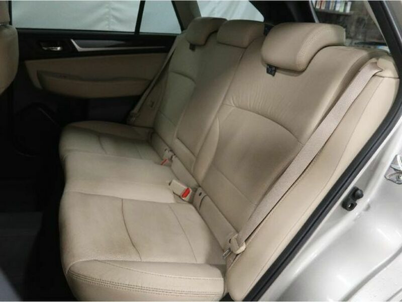 LEGACY OUTBACK