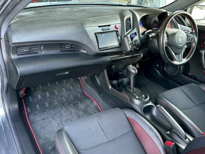 CR-Z