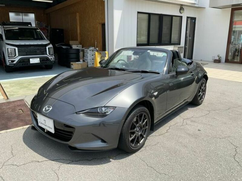 ROADSTER