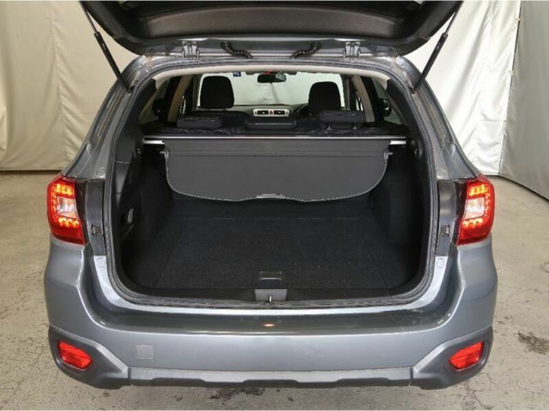 LEGACY OUTBACK