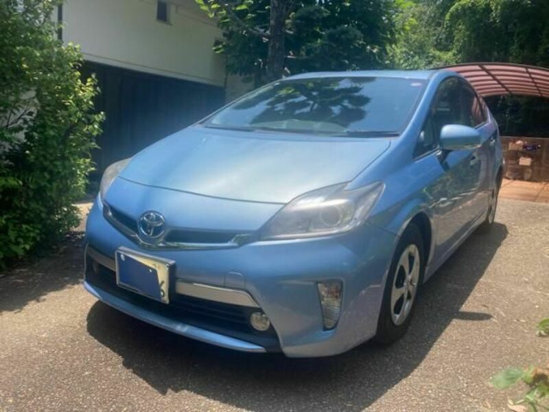TOYOTA PRIUS PHV