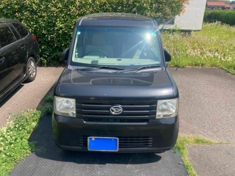 DAIHATSU MOVE CONTE