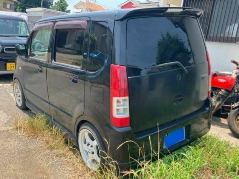 WAGON R