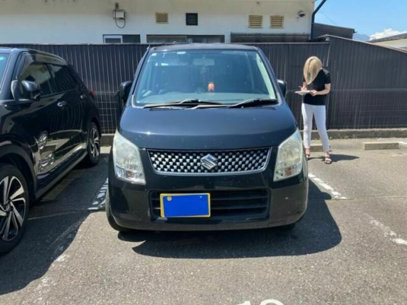 WAGON R