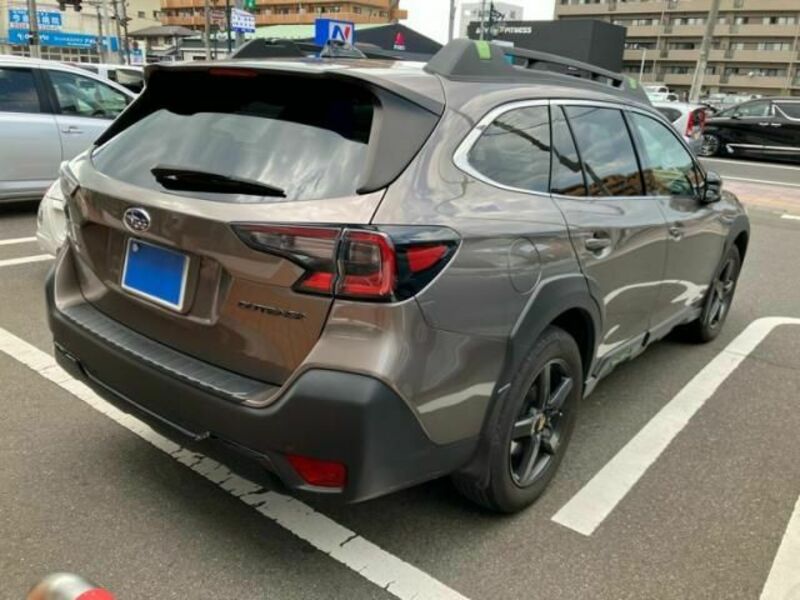 LEGACY OUTBACK