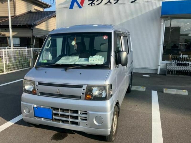 MITSUBISHI MINICAB VAN