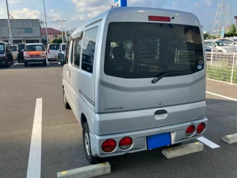 MINICAB VAN