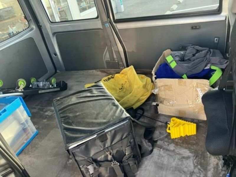 MINICAB VAN