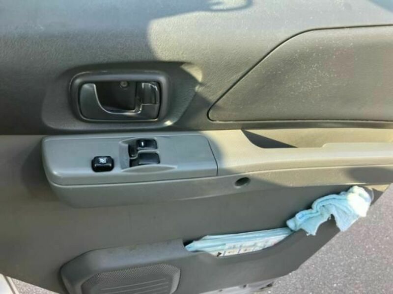 MINICAB VAN